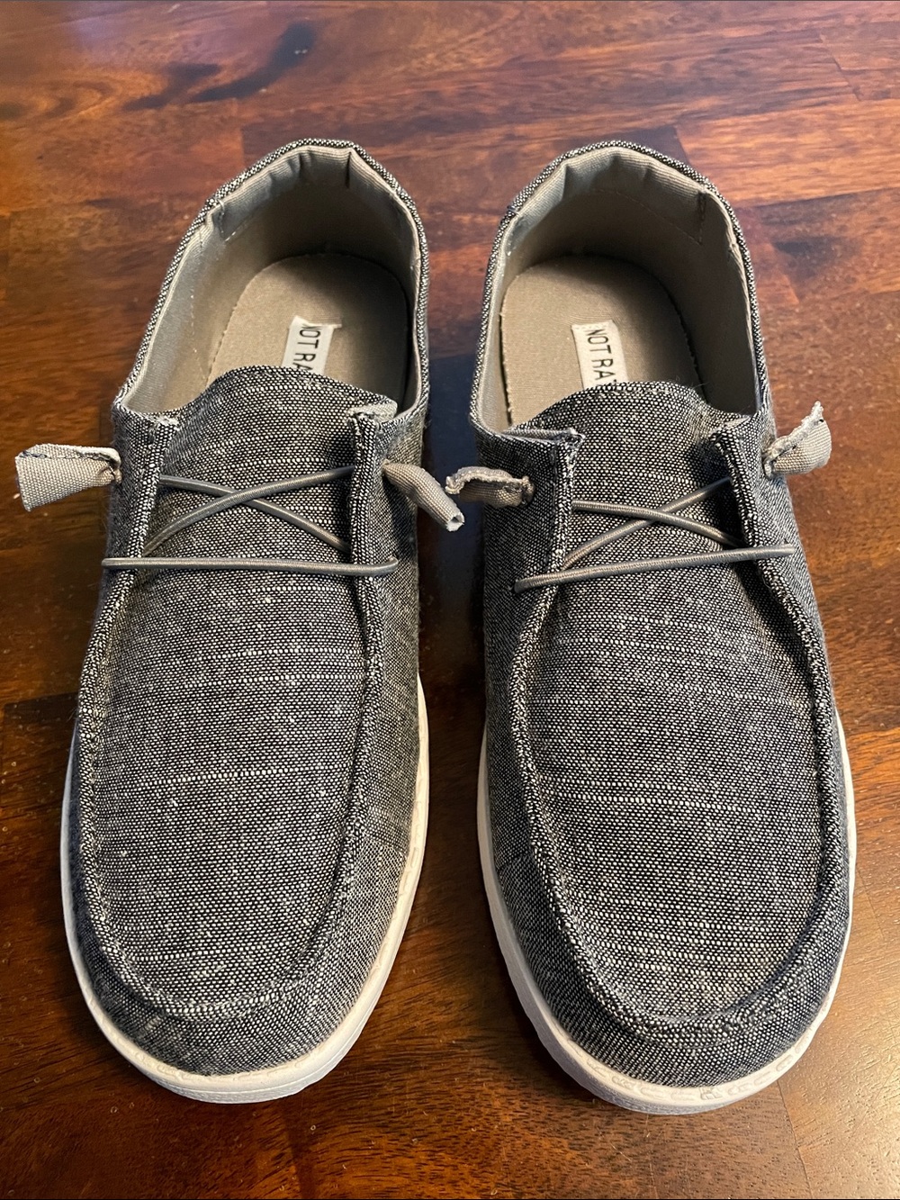 Not Rated Maco Sneaker loafer Women’s Size 8 Heathered Grey Chambray